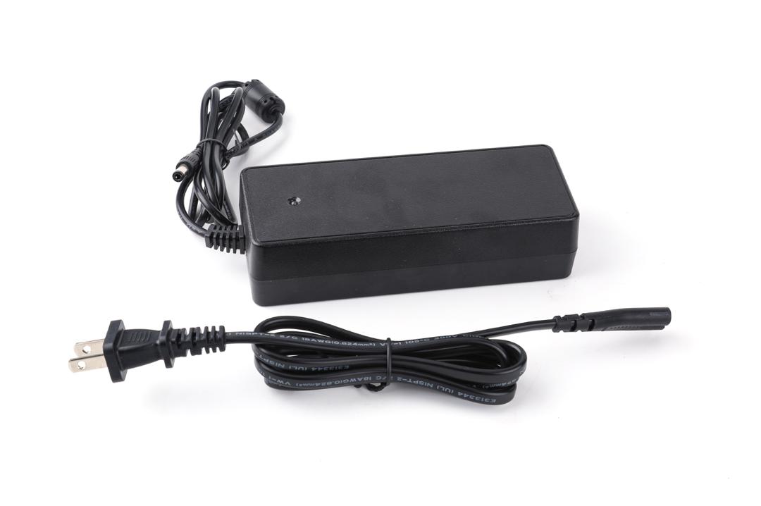 Plug and Play Power Supply 12V 96W